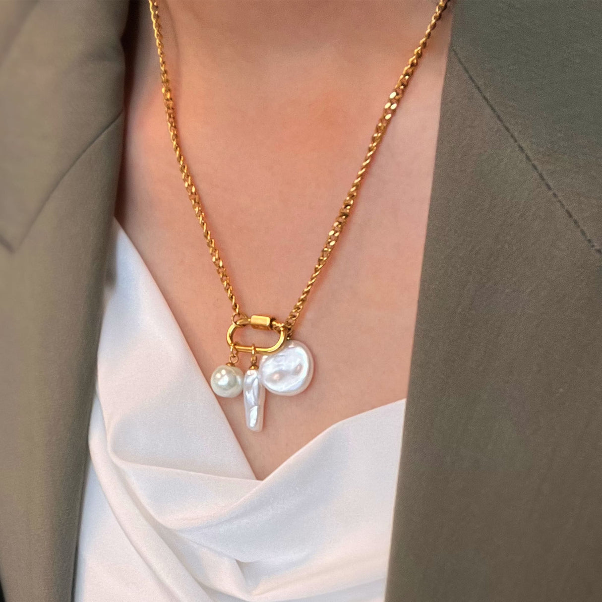 Bullion Gold Pearl Trio Gold Clasp Charm Necklace