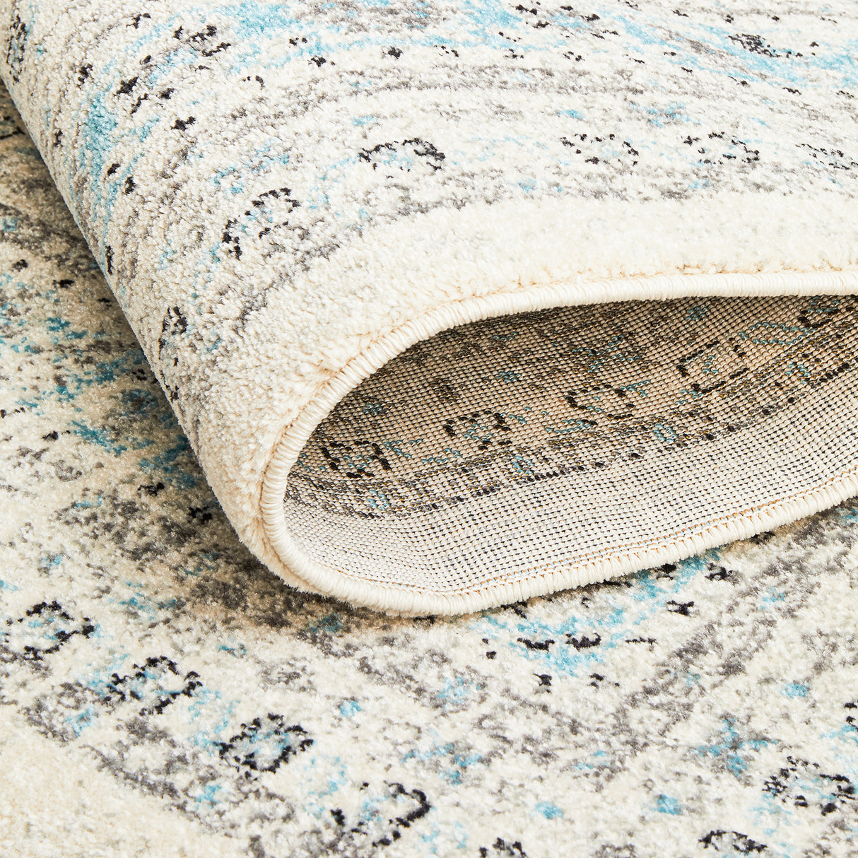 Century 922 White Rug