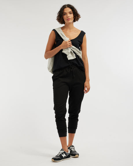 Amelius Kieran Cropped Jogger - Black