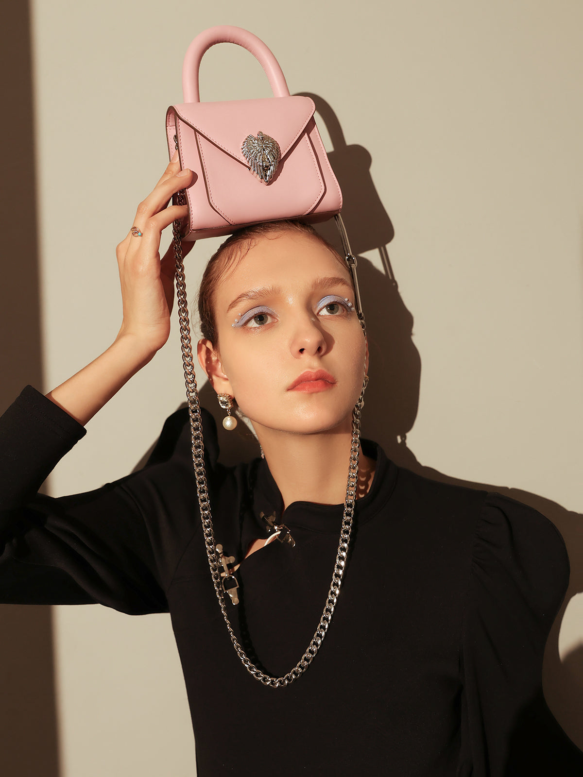 Avant Garde Silver Chain Strap Leather Top Handle Bag - Pink
