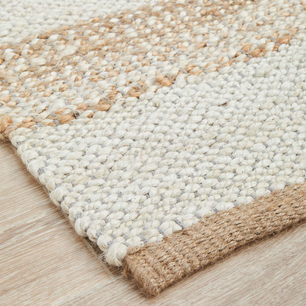 Noosa 555 Natural White Rug