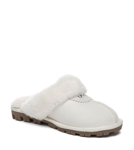Australian Shepherd UGG Waffle Slipper - Off White