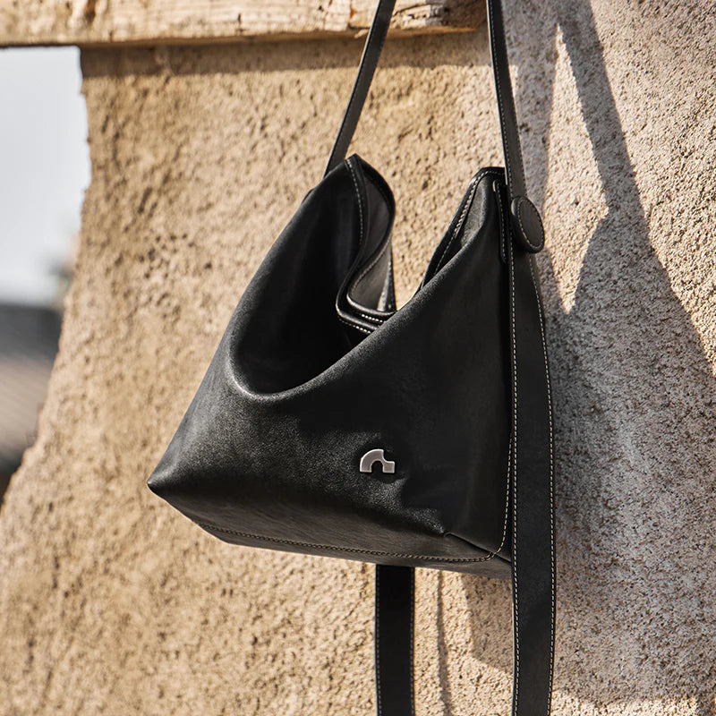 Nalandu Vintage Leather Slouchy Tote Bag - Black