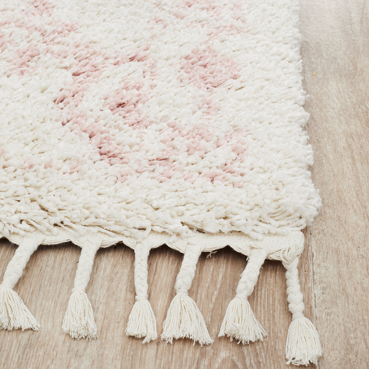 Saffron 33 Pink Rug