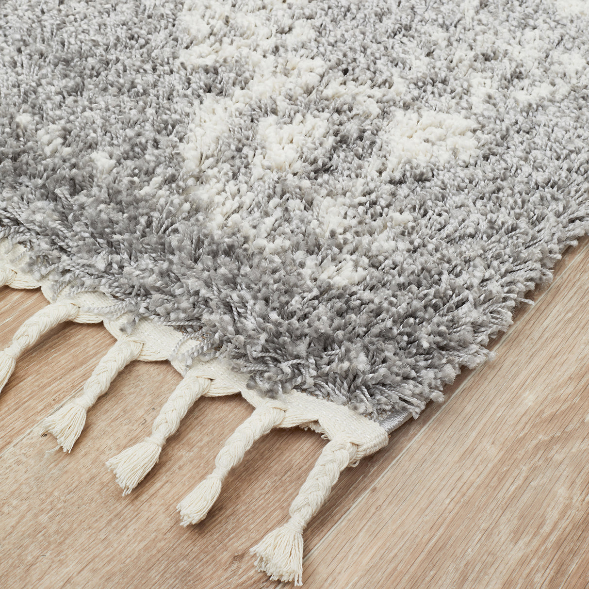 Saffron 33 Silver Rug