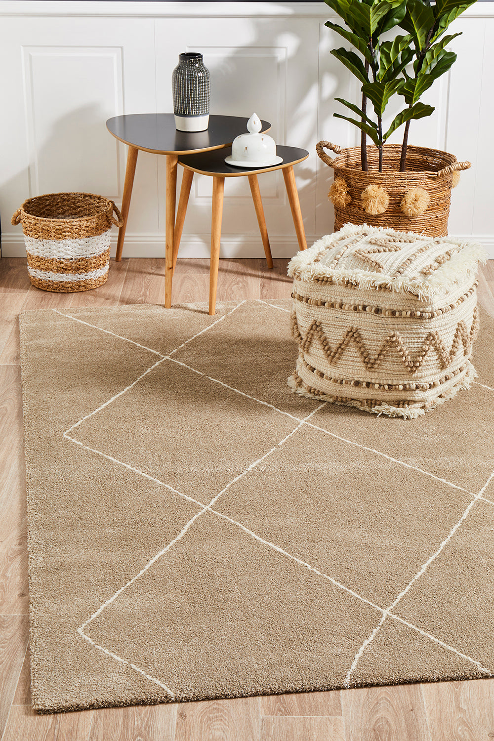 Broadway 931 Natural Rug