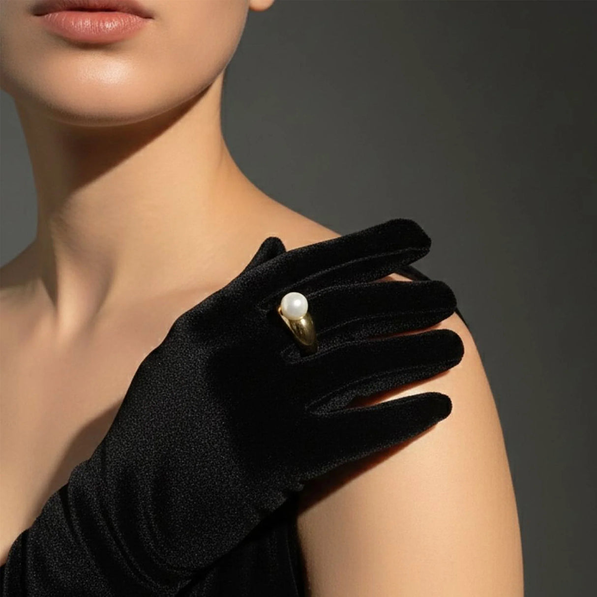 Bullion Gold Pearl of the Sirens Gold Layered Ring