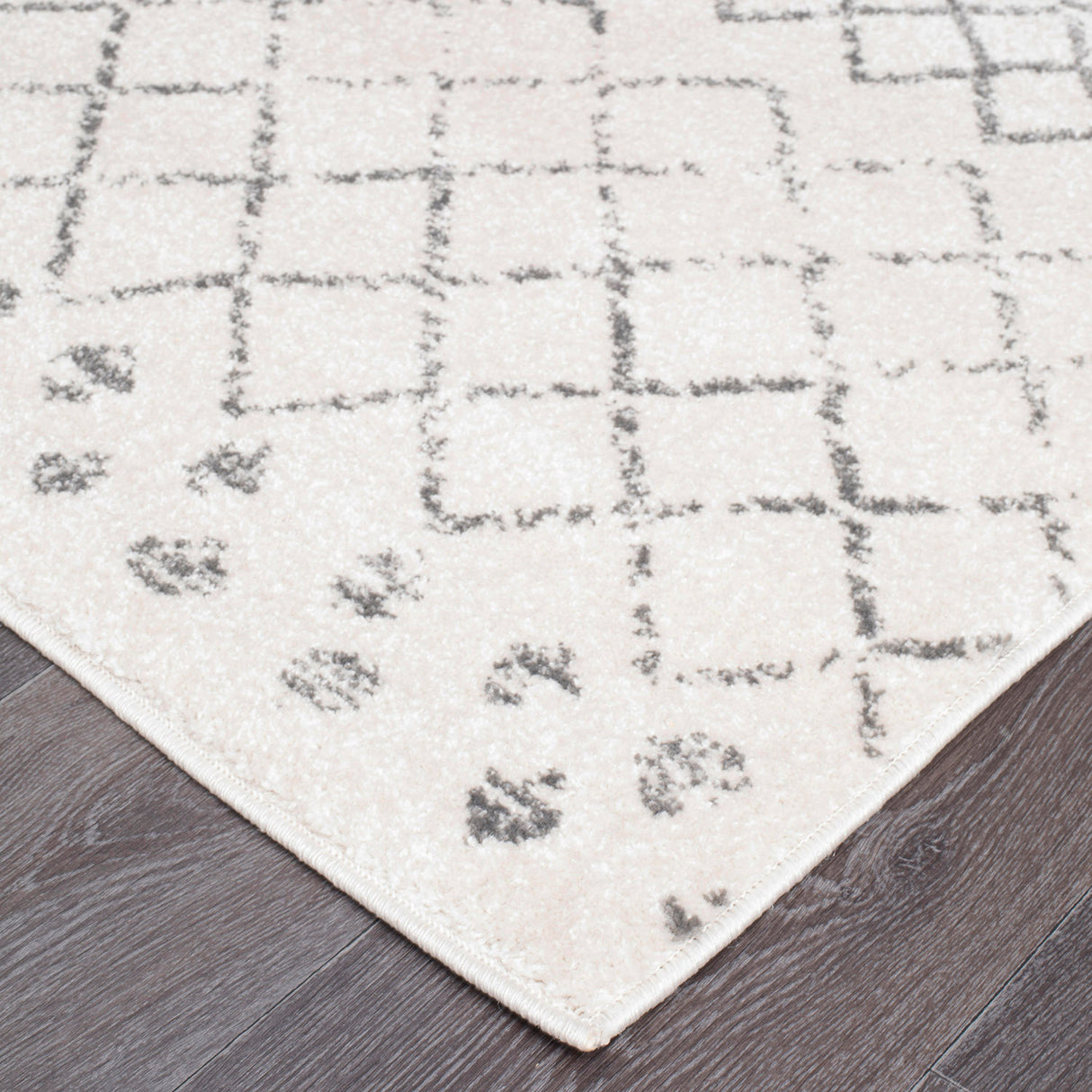 Oasis 454 White Rug