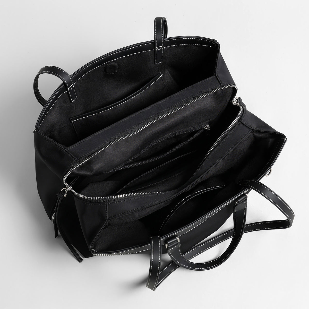 Minimalist Nylon Laptop Tote Bag – Lightweight Water-Resistant Work Bag
