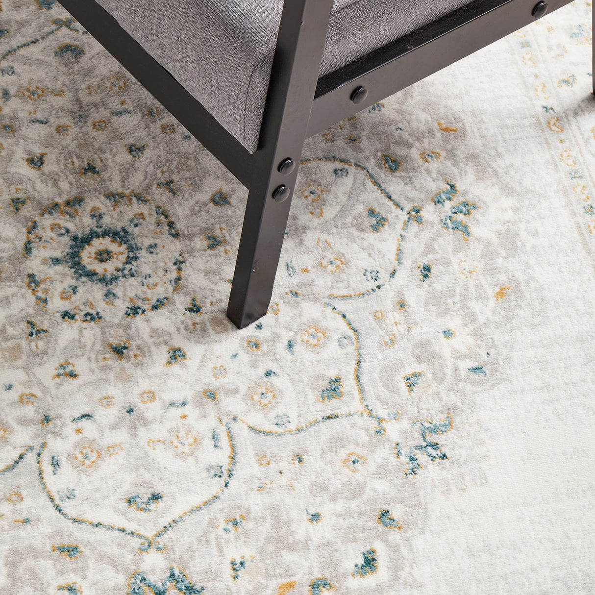 Emotion 77 Green Rug