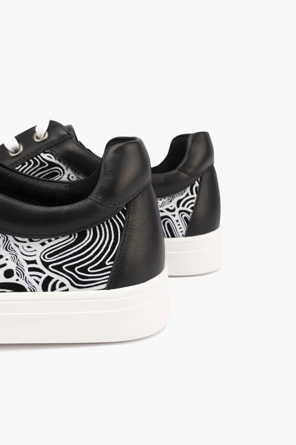 Klouds x Peter Farmer Cara Kard Combo Maali Black