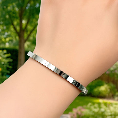 Bullion Gold Avenue Classic Cuff Bangle White Gold - 4mm