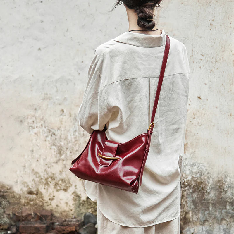 Nalandu Luxe Glossy Hobo Shoulder Bag - Wine