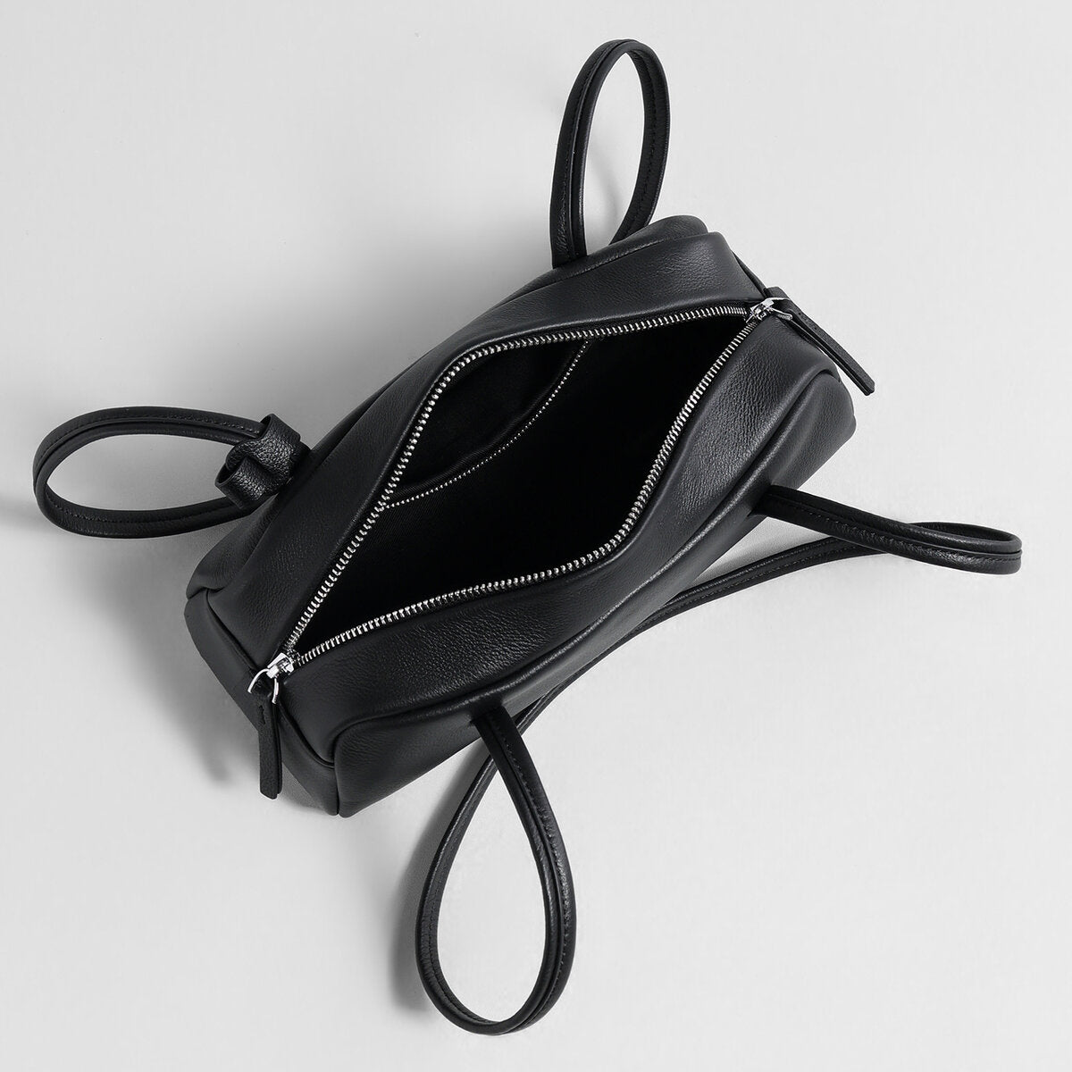 Litchi-Grain Leather Baguette Bag - Black
