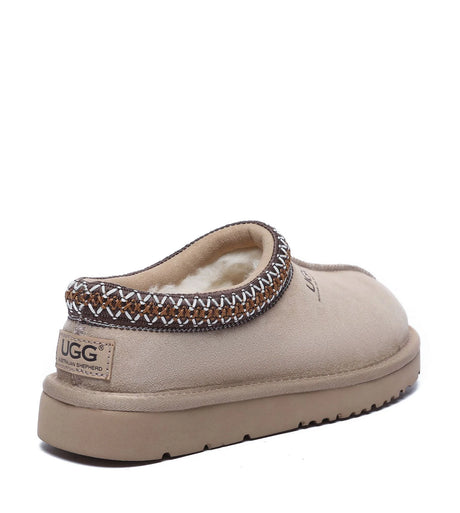 Hippie Slipper in Sand
