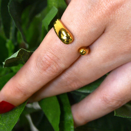 Bullion Gold Gaping Jasper Ring in Gold