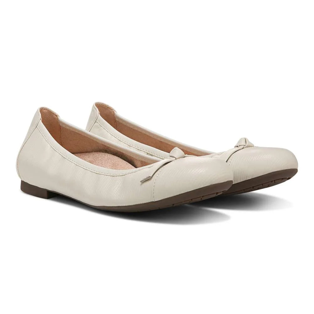 Vionic Amorie Ballet Flat - Cream Wavy