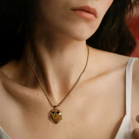 Bullion Gold Floral Heart Photo Locket Necklace