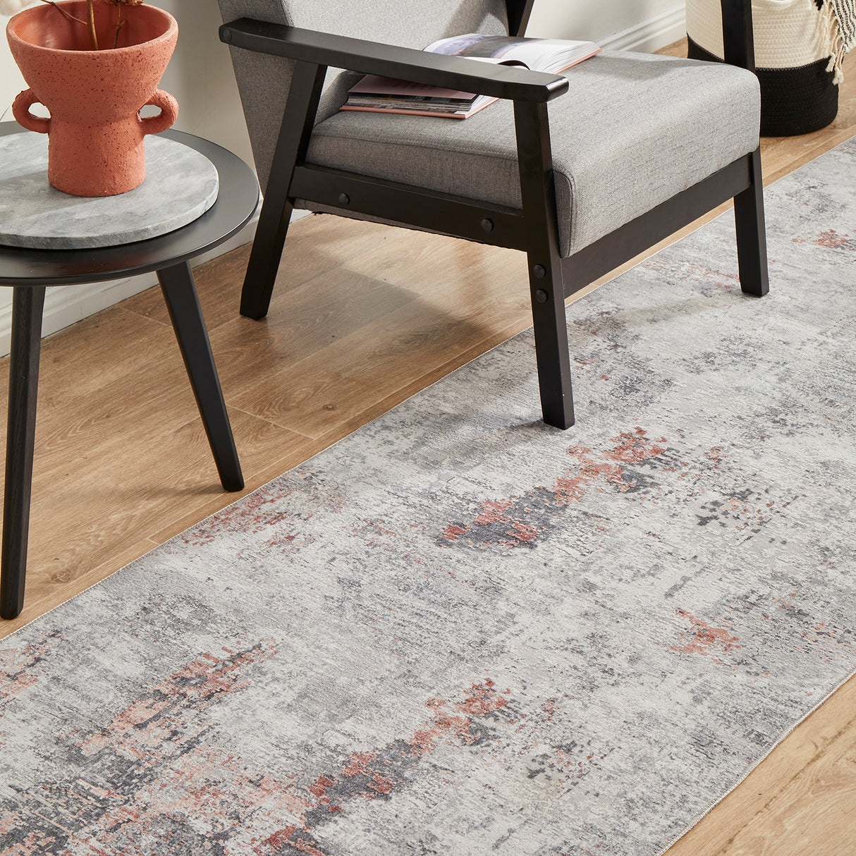 Illusions 156 Blush Runner Rug