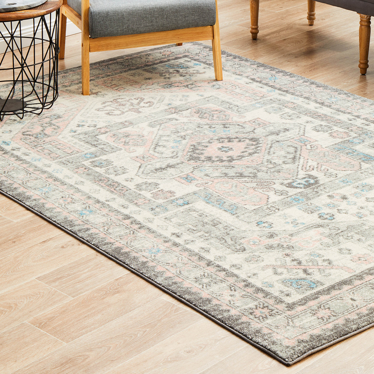Avenue 704 Silver Rug
