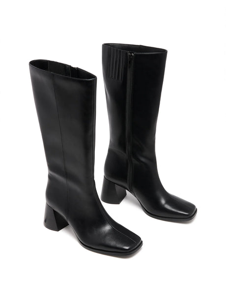 Therapy Cadence Black Textured
