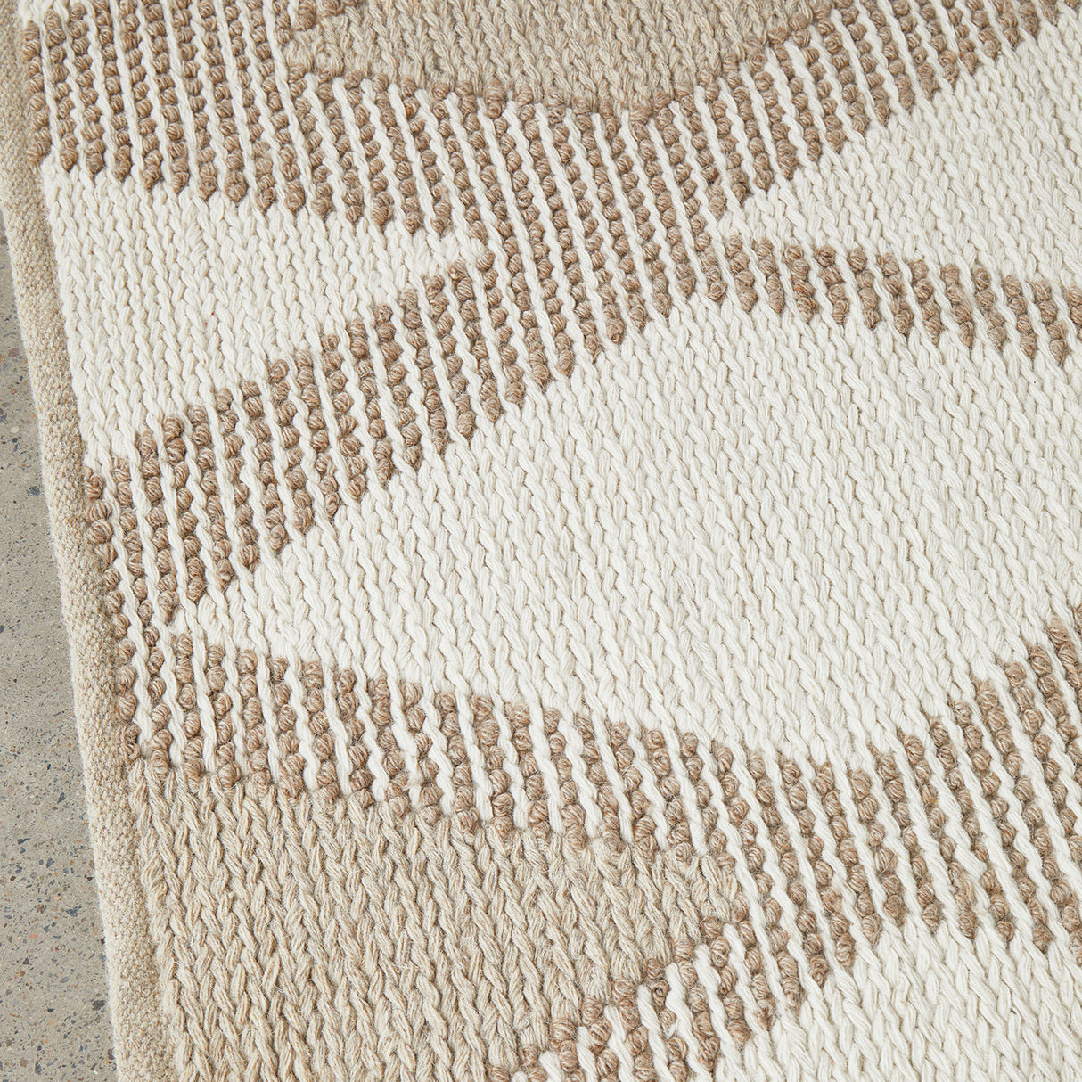 Avalon Shelly Natural Rug