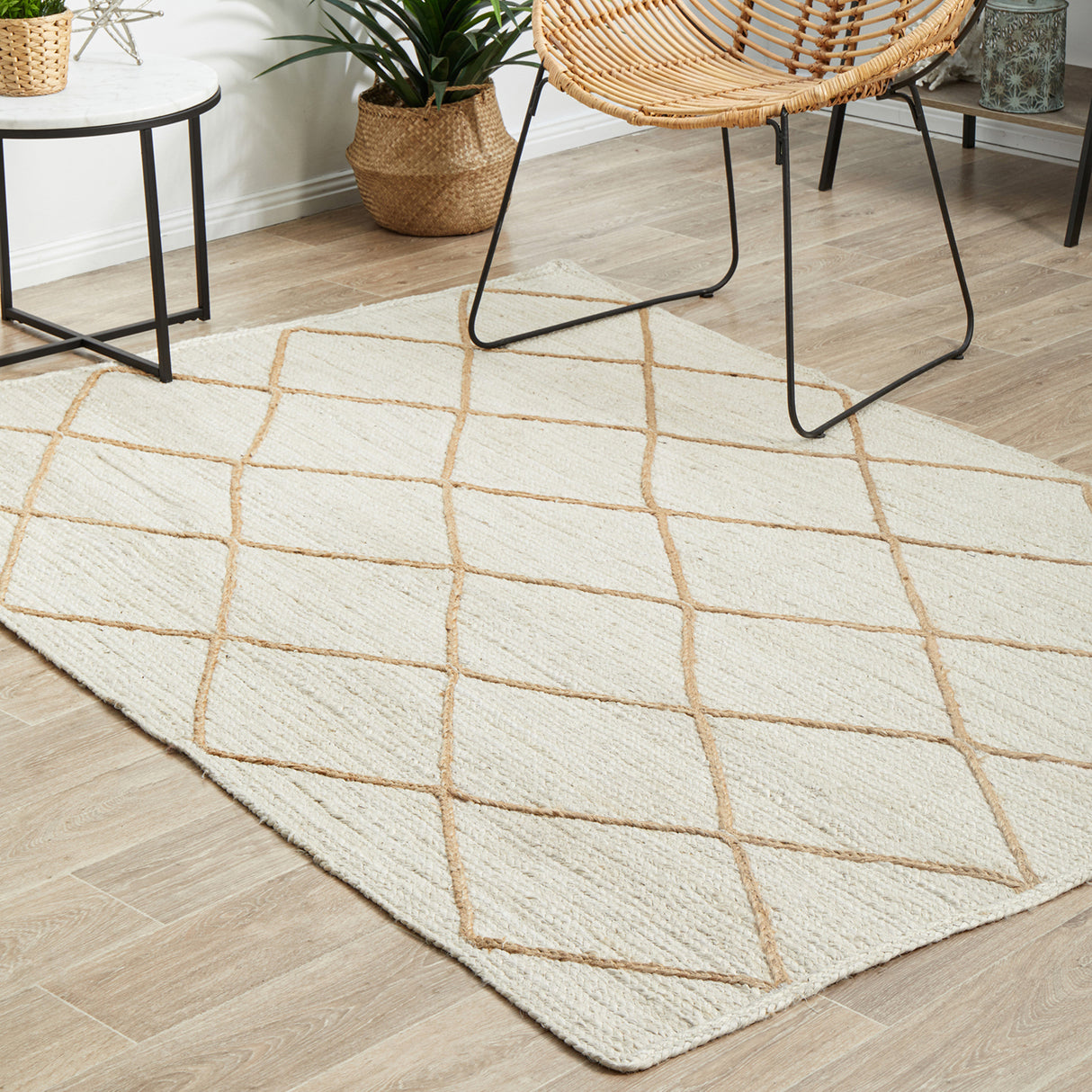 Noosa 222 White Rug