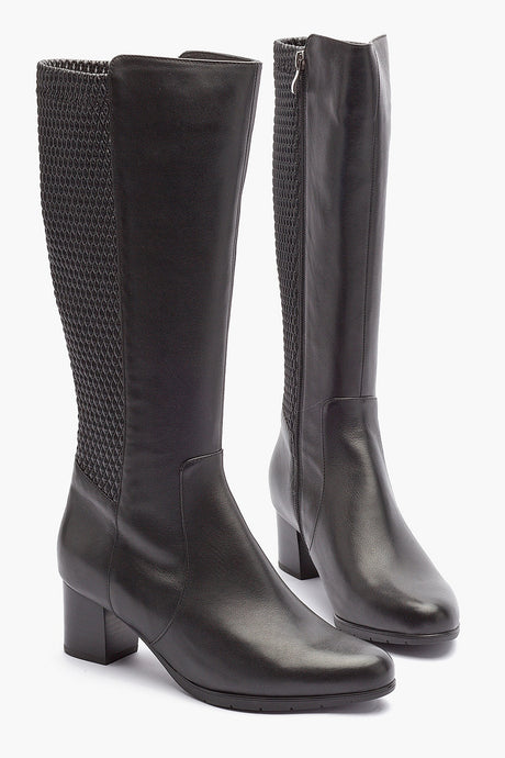 Klouds Melissa Black