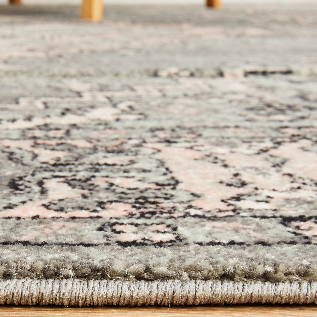 Avenue 703 Grey Rug