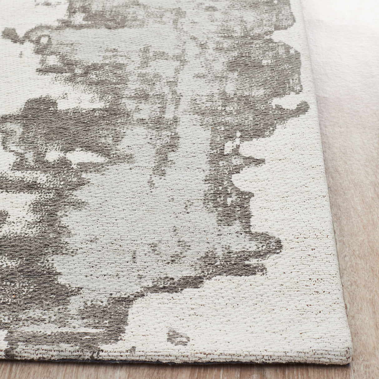 Magnolia 11 Silver Rug