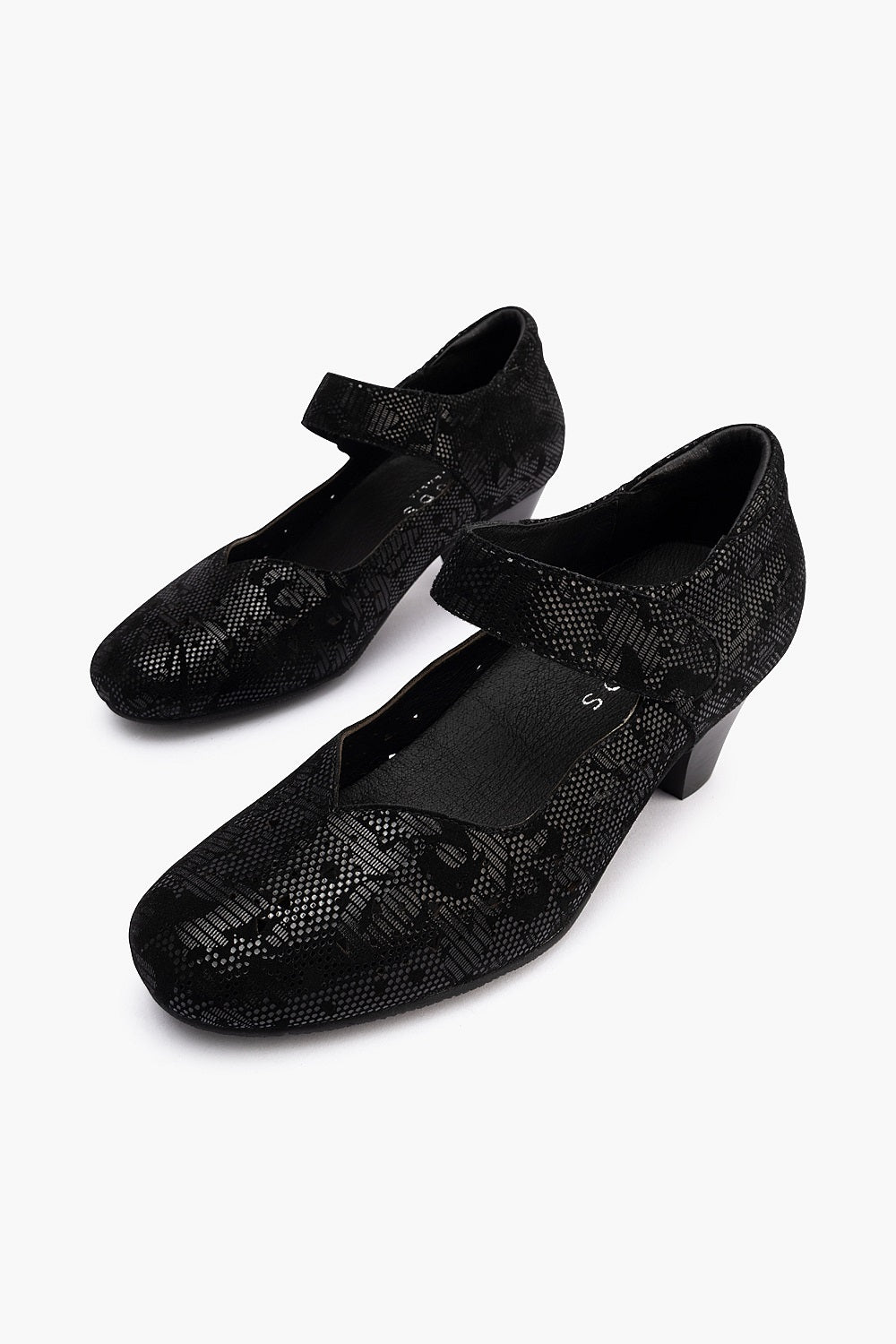 Klouds Omari Black Pattern