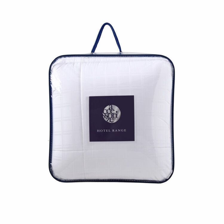 Accessorize Deluxe Hotel Quilt