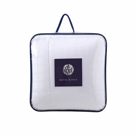 Accessorize Deluxe Hotel Quilt