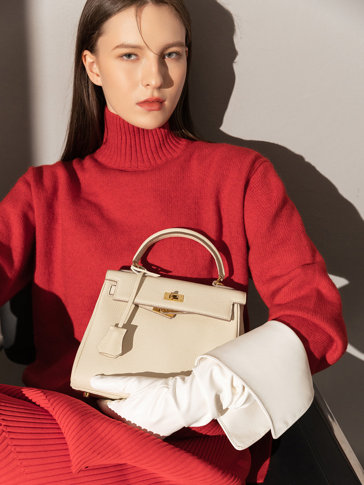 Queens Mini Top Handle Palm - Ivory