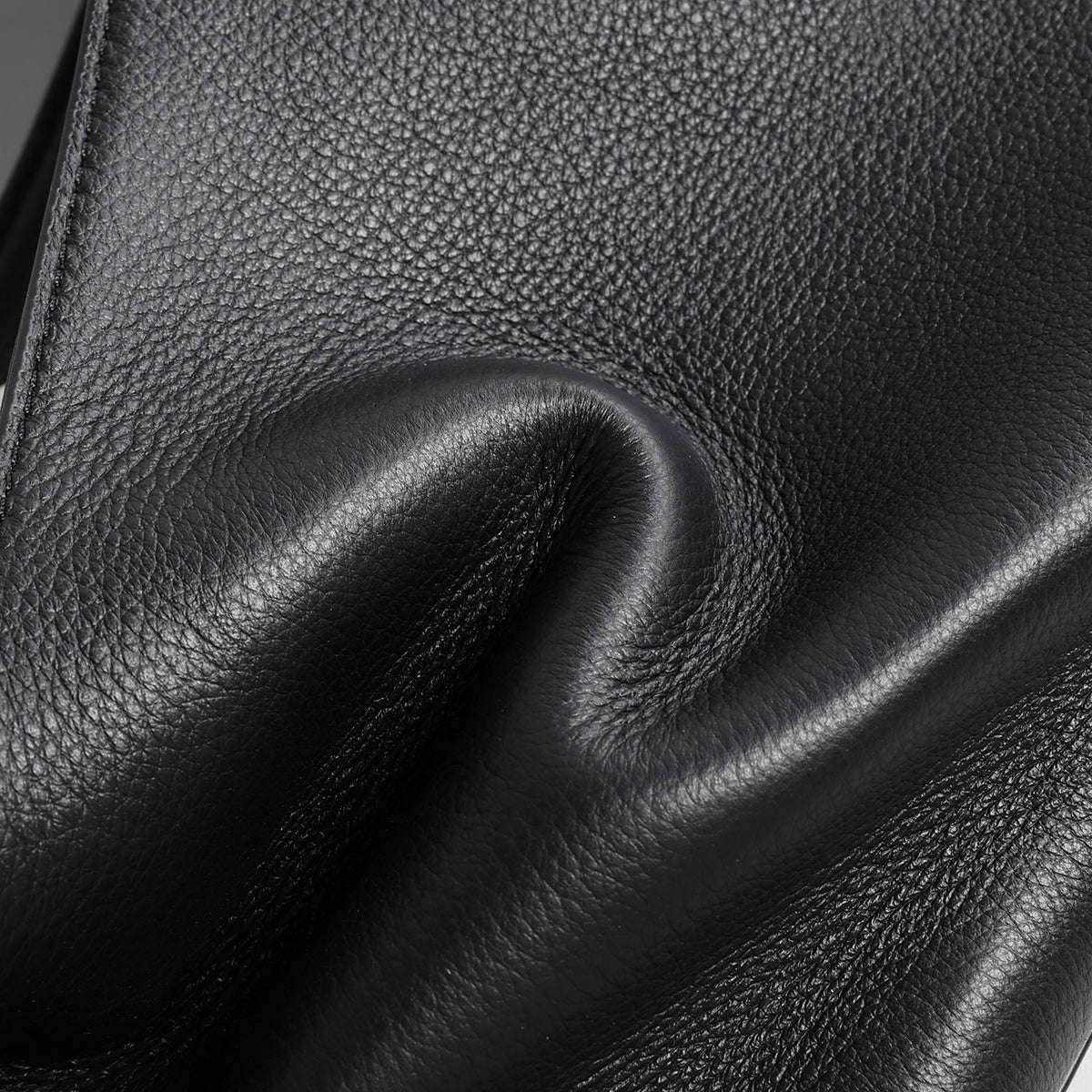 Leather Underarm Bag – Litchi Grain Cowhide Shoulder Bag
