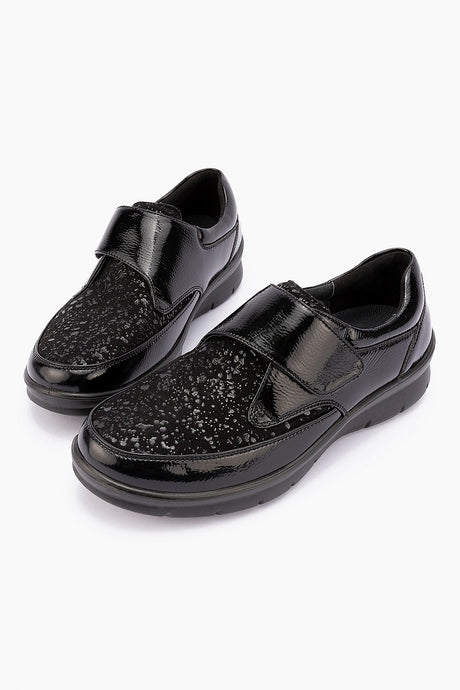 G Comfort Women's P 8223 Black Patent Stretch
