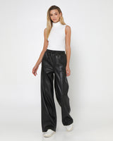 Madison The Label Varney Turtle Neck Knit - White