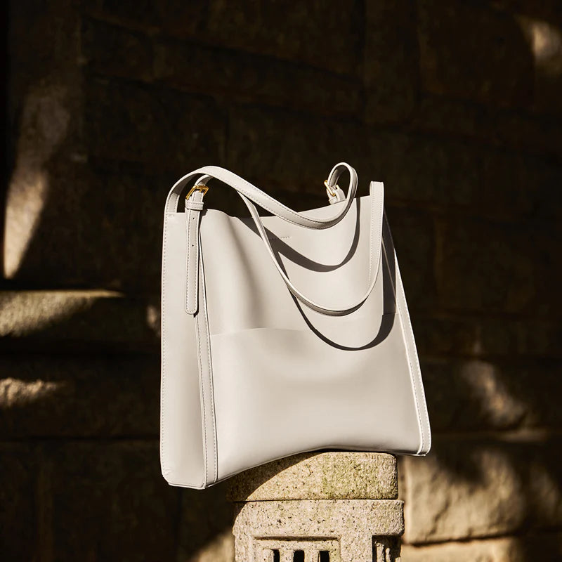 Nalandu Minimal Soft Leather Commuter Tote Bag - Ivory