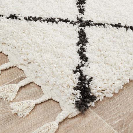 Saffron 22 White Runner Rug