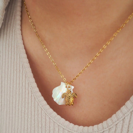 Bullion Gold Pearl Shell & Gold Sea Turtle Necklace