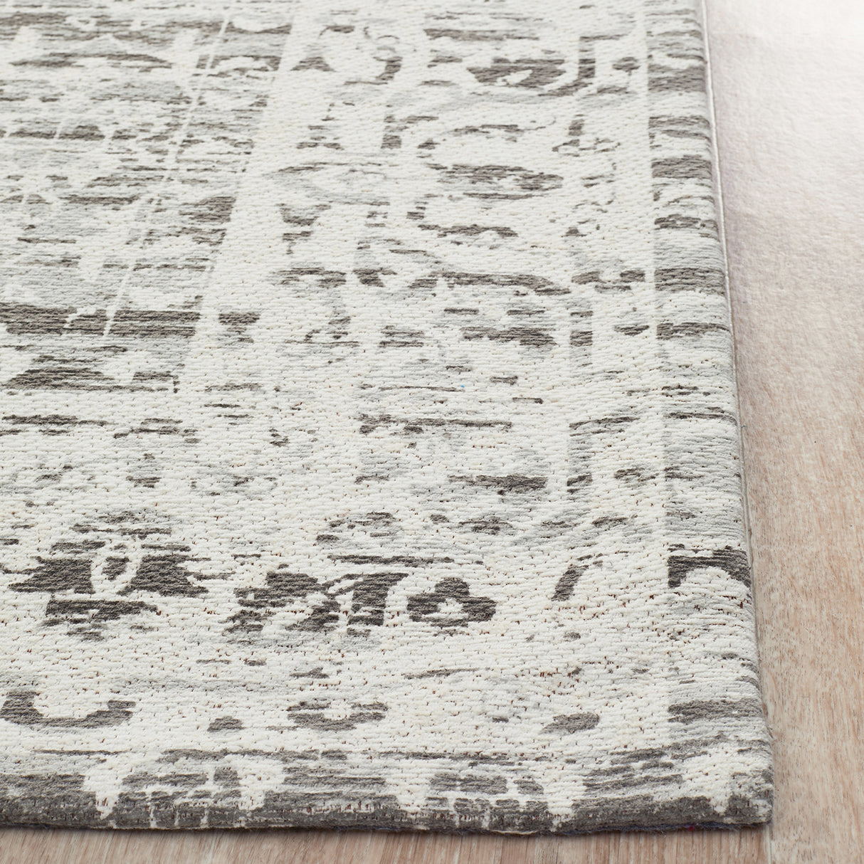 Magnolia 88 Silver Rug