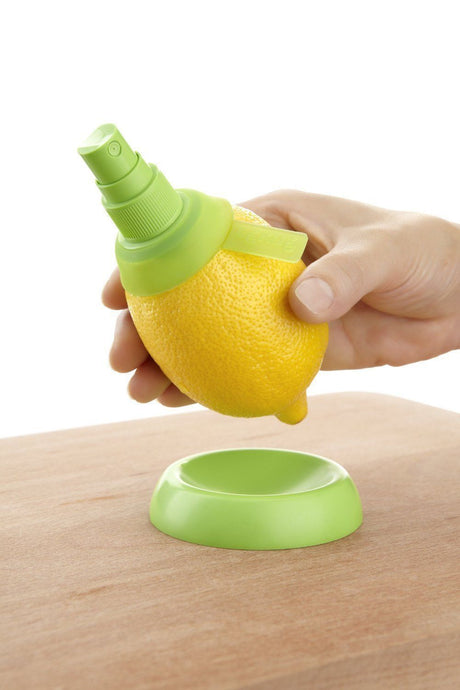 2X Stem Spray Mist Juicer Bpa Free Silicon Fruit Citrus Lemon Lime Kitchen Tool