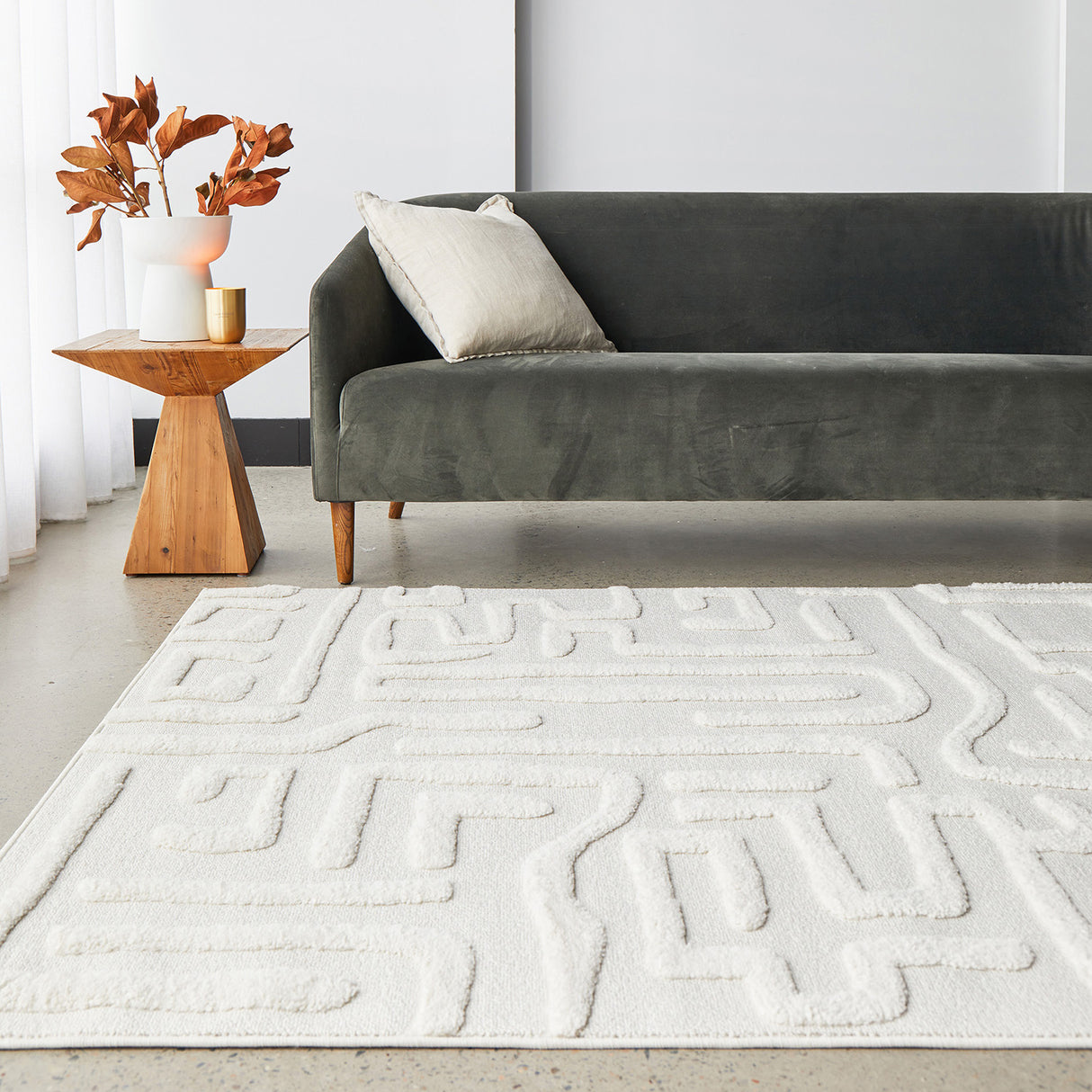 Serenade Arlo White Rug