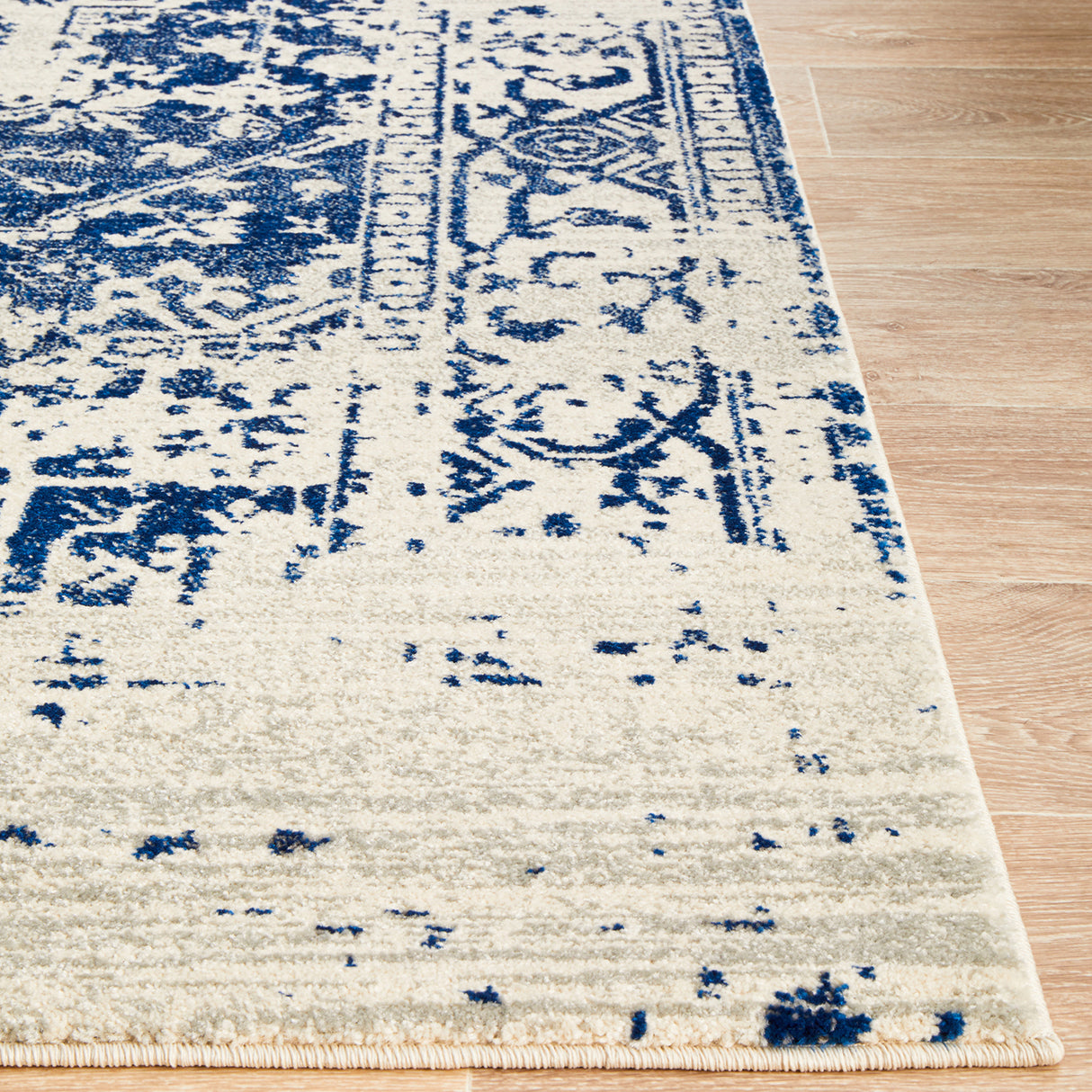 Evoke 253 White Navy Rug