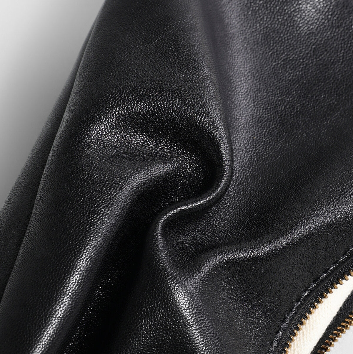 Vegetable-Tanned Lambskin Hobo Bag - Black