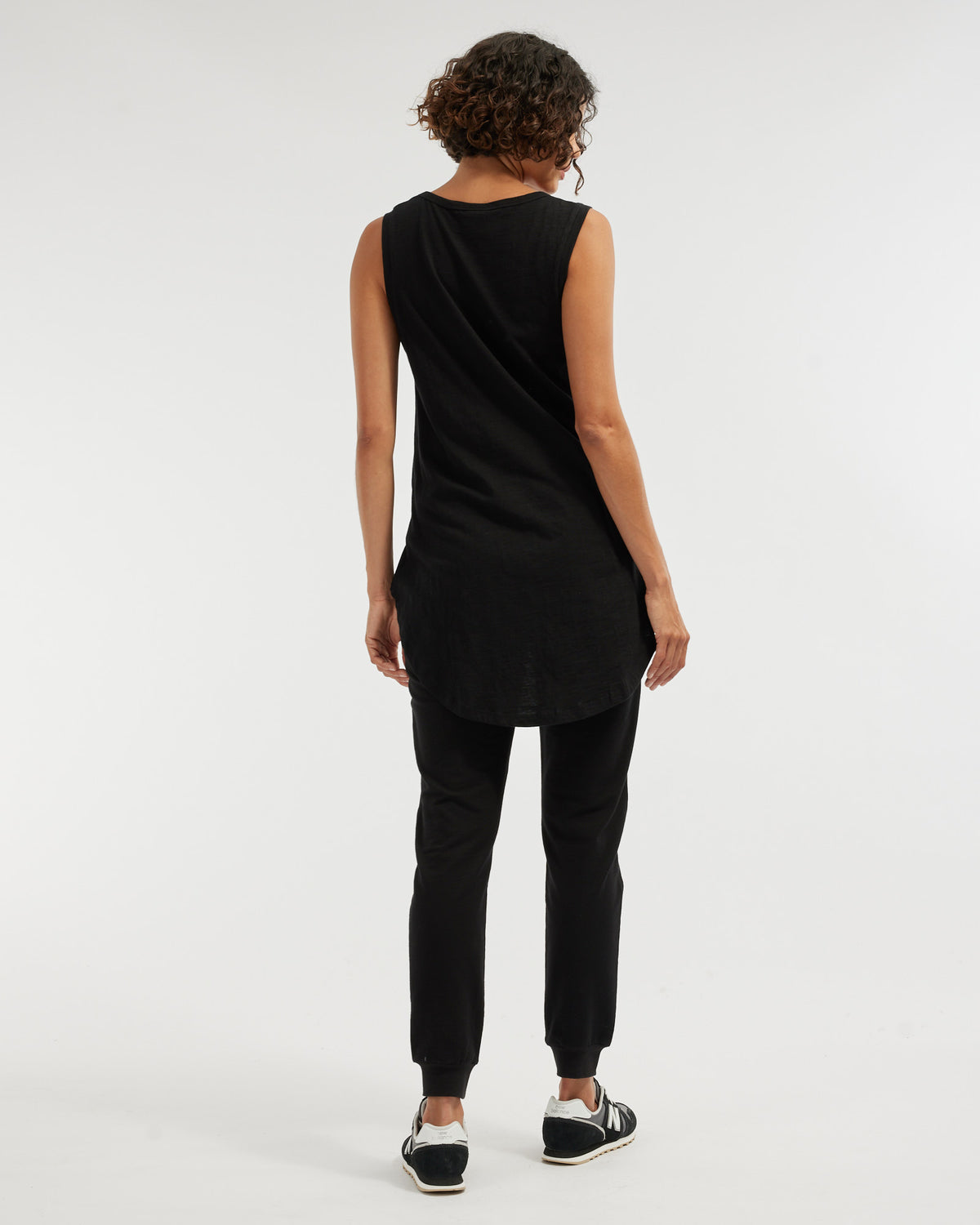 Amelius Claudia Longline Tank - Black