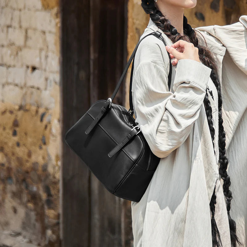 Nalandu Vintage Leather Bowling Bag - Black