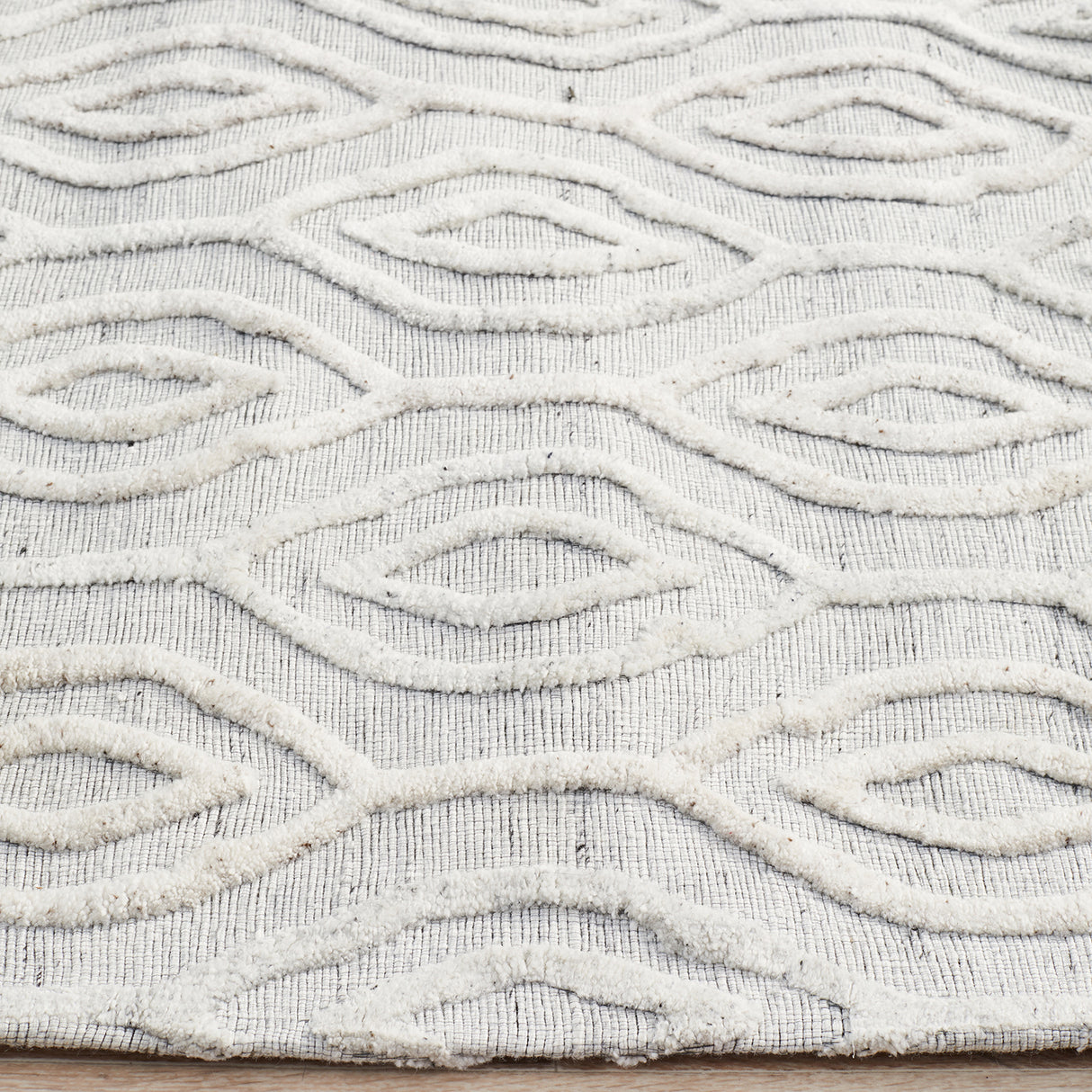 Visions 5050 White Rug