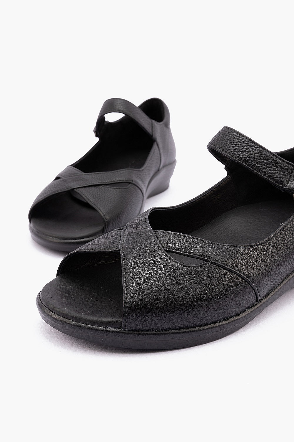 Klouds Tully Pebbled Black