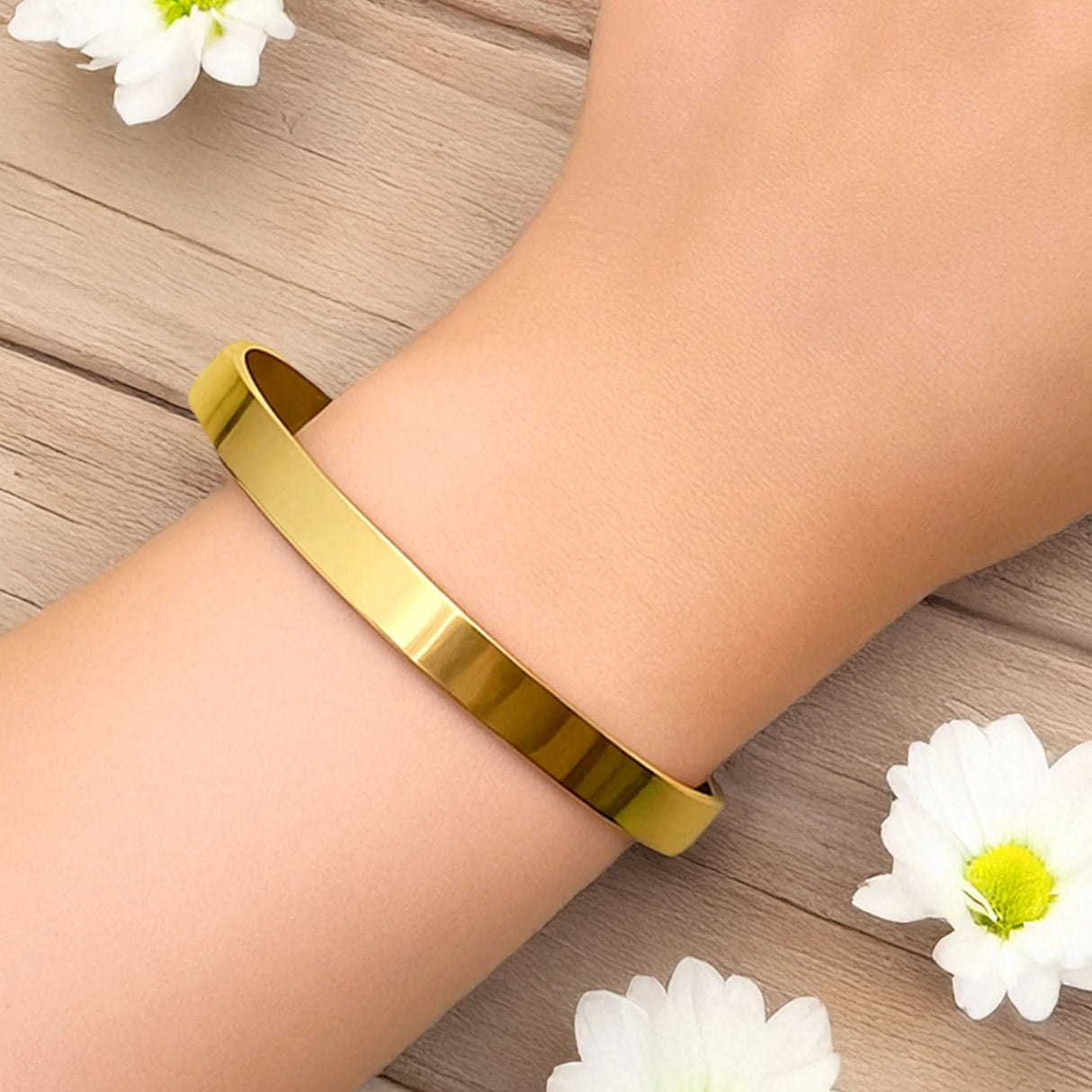 Bullion Gold Avenue Classic Cuff Bangle Gold - 6mm